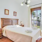 Casa Villanueva 3 Solo Familias